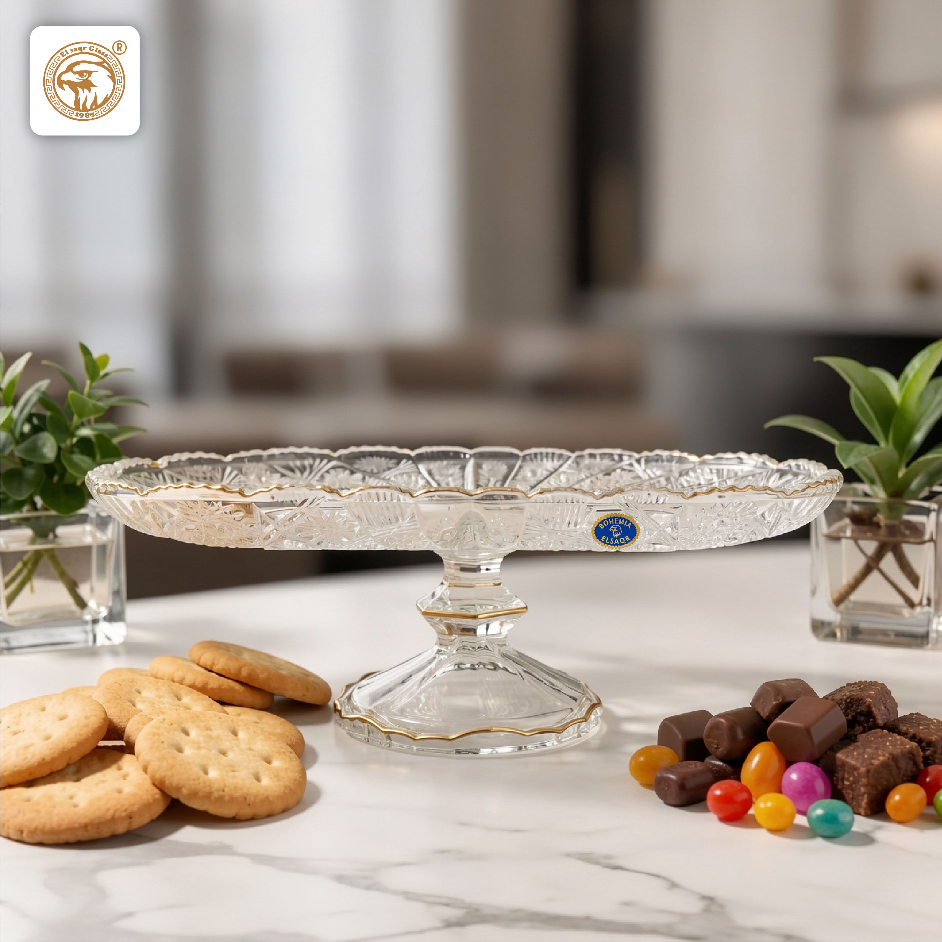 طقم هدية ٥٠٠ (طفاية + فاكهة + سرفيس + بونبونيرة + فازة + شيالة شفة ذهب) - صورة أخرى